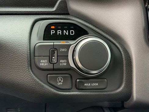 New 2026 RAM 1500 Express image 21