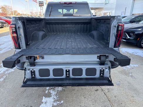 Certified 2024 GMC Sierra 2500 AT4 w/ AT4 Premium Plus Package image 7