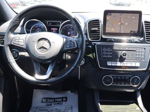 Used 2018 Mercedes-Benz GLE 550e 4MATIC image 11