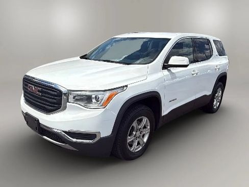 Used 2018 GMC Acadia SLE FWD image 1