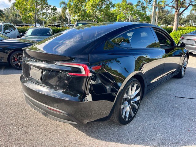 Used 2024 Tesla Model 3 Standard Range RWD image 6