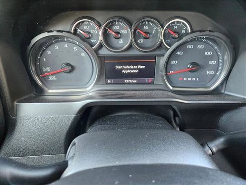 Used 2020 Chevrolet Silverado 1500 LT w/ Texas Edition image 7