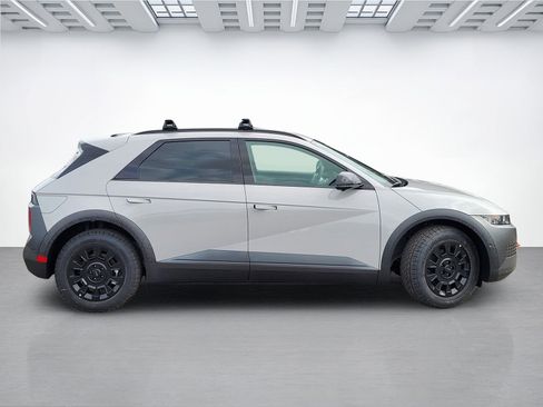 New 2026 Hyundai Ioniq 5 XRT image 4