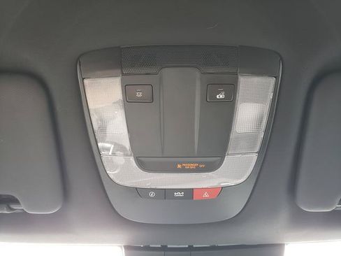 Used 2023 Kia Sportage X-Line AWD/4WD image 25
