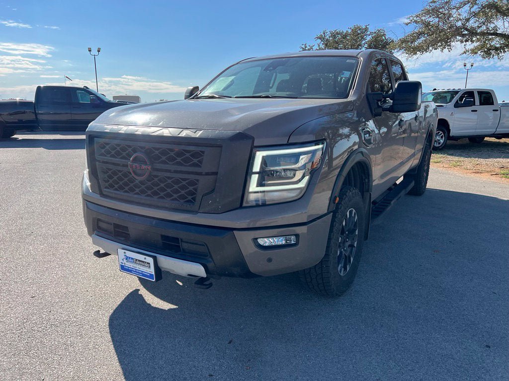 Used 2023 Nissan Titan PRO-4X AWD/4WD image 1