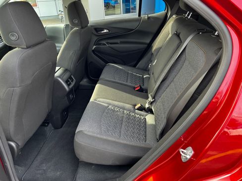 Used 2023 Chevrolet Equinox LT image 8