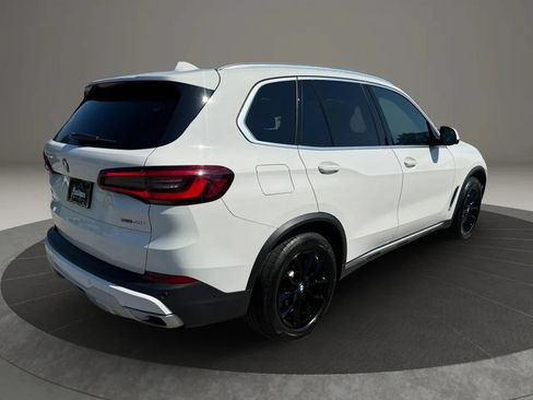 Used 2023 BMW X5 xDrive40i w/ Luxury Seating Package AWD/4WD image 6
