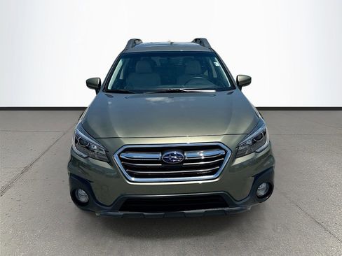 Used 2018 Subaru Outback 2.5i Premium AWD/4WD image 2
