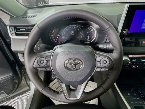 New 2025 Toyota RAV4 XLE image 11
