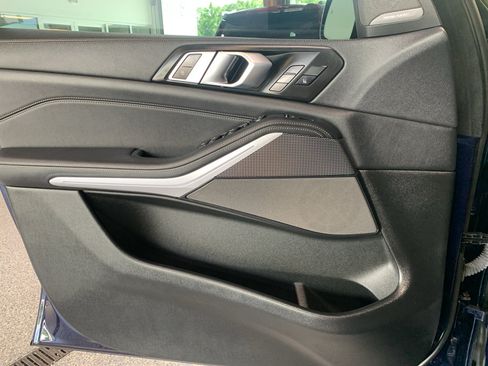 Used 2023 BMW X5 M50i AWD/4WD image 28