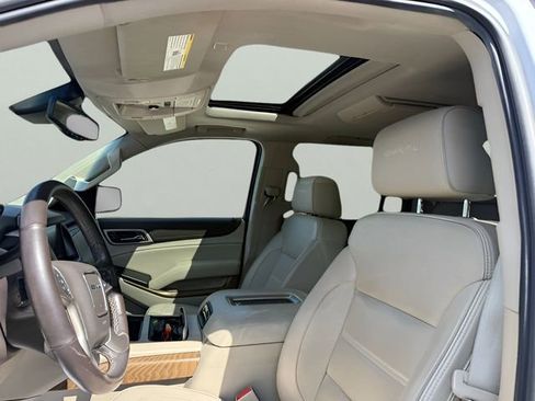 Used 2020 GMC Yukon XL Denali w/ Open Road Package image 21