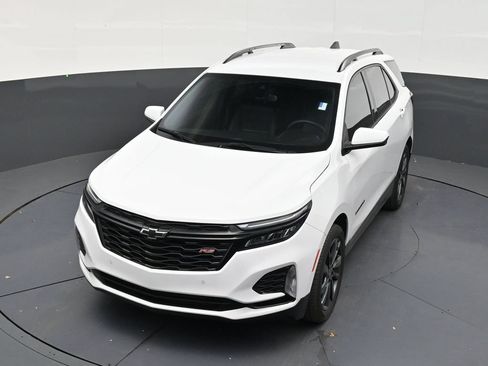 Used 2024 Chevrolet Equinox RS FWD image 19