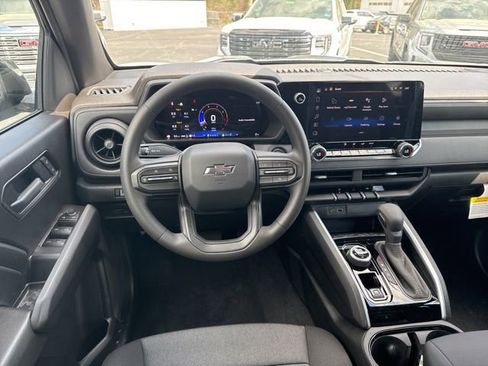 New 2026 Chevrolet Colorado Trail Boss AWD/4WD image 10