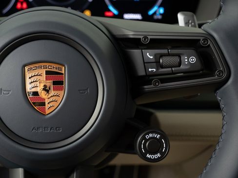 New 2026 Porsche Panamera image 11