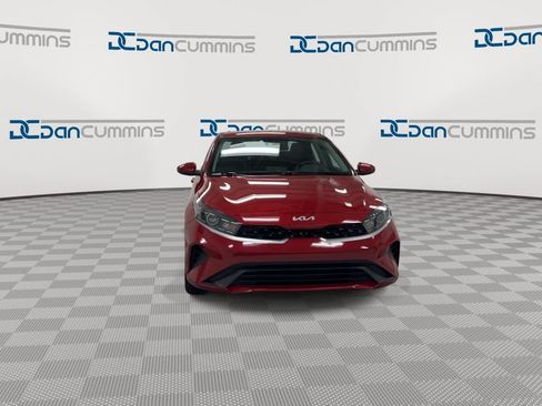 Used 2024 Kia Forte LXS FWD image 3