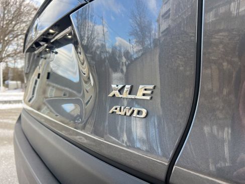 Used 2023 Toyota RAV4 XLE image 9