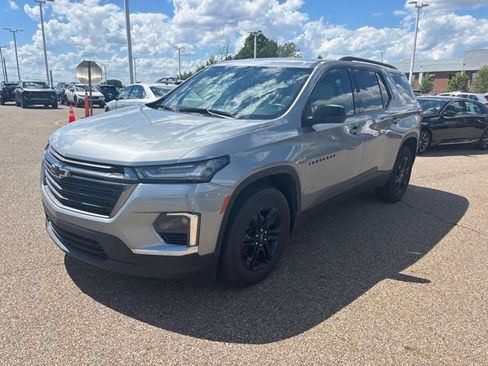 Used 2023 Chevrolet Traverse LS w/ Midnight/Sport Edition FWD image 1