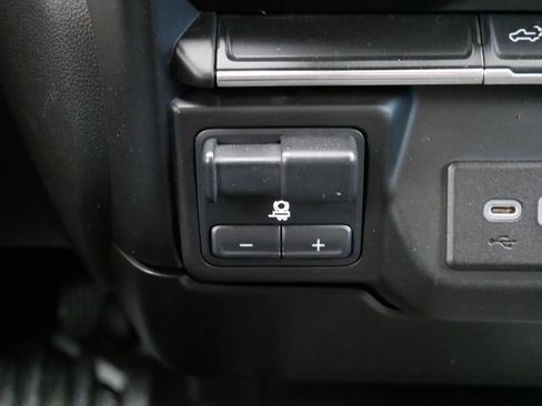 Used 2021 Chevrolet Silverado 2500 W/T w/ WT Convenience Package image 17