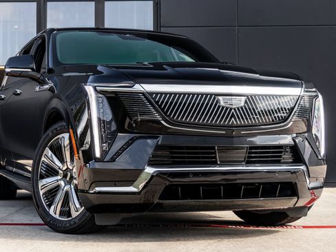 Used 2026 Cadillac Escalade IQ Luxury 1 AWD/4WD image 5