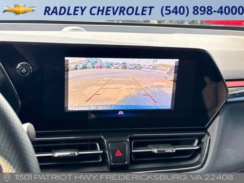 Used 2025 Chevrolet TrailBlazer RS w/ Convenience Package FWD image 9