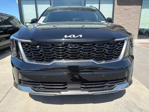 Certified 2025 Kia Sorento SX Prestige AWD/4WD image 8