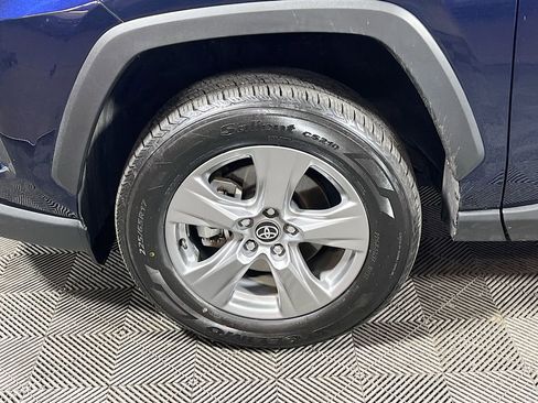 Certified 2025 Toyota RAV4 XLE image 27