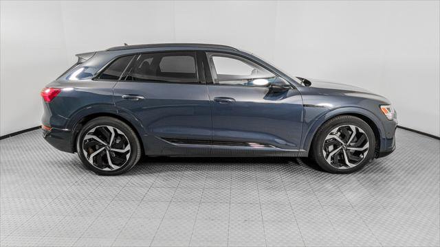 Used 2024 Audi Q8 e-tron Premium Plus w/ Premium Plus Package AWD/4WD image 9