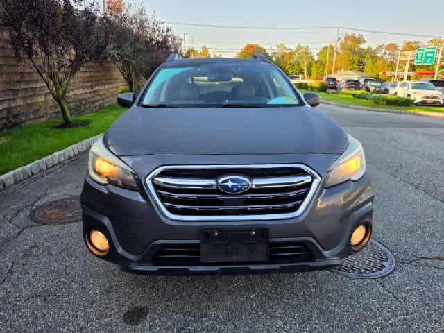Used 2019 Subaru Outback 2.5i Premium AWD/4WD image 2