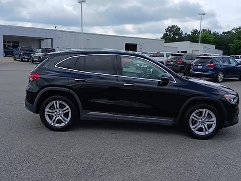 Used 2022 Mercedes-Benz GLA 250 4MATIC image 9