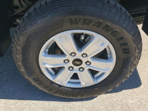 Used 2025 Ford Ranger XL image 28