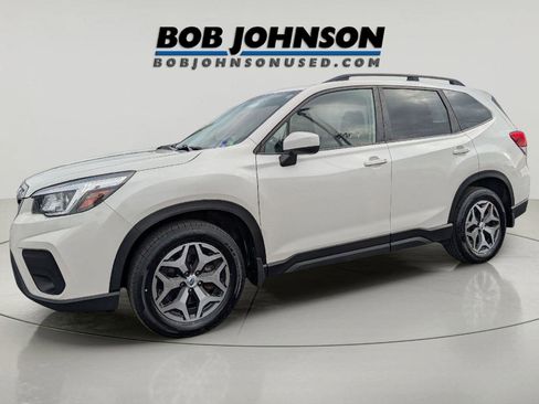 Used 2019 Subaru Forester Premium image 5