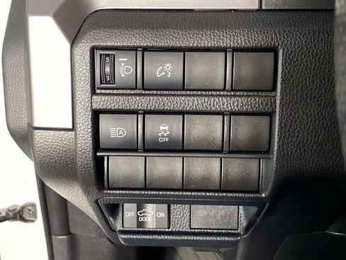 Used 2025 Toyota Tacoma SR5 AWD/4WD image 13