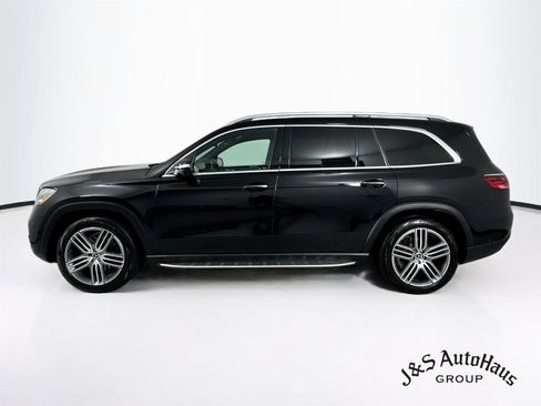 Used 2025 Mercedes-Benz GLS 450 4MATIC image 4
