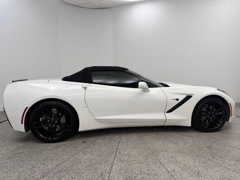 Used 2019 Chevrolet Corvette Stingray Convertible w/ 1LT RWD image 7