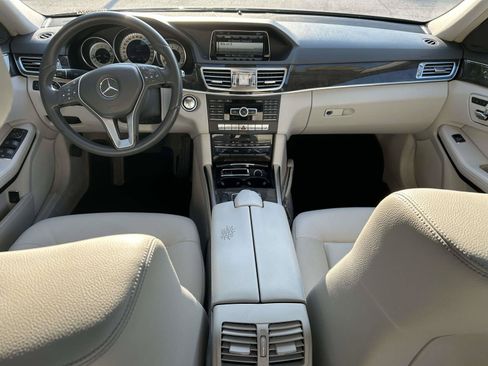 Used 2014 Mercedes-Benz E 350 Sedan image 27