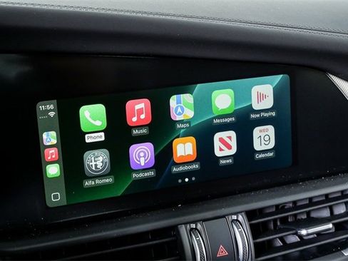 New 2025 Alfa Romeo Giulia image 3