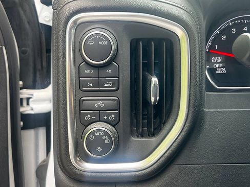 Used 2020 Chevrolet Silverado 1500 LT w/ Fleet Comfort Package AWD/4WD image 15