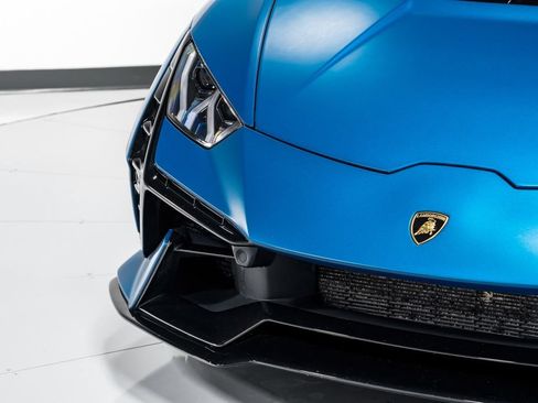 Used 2023 Lamborghini Huracan Tecnica RWD image 40