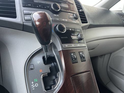 Used 2009 Toyota Venza FWD V6 4dr Crossover image 31
