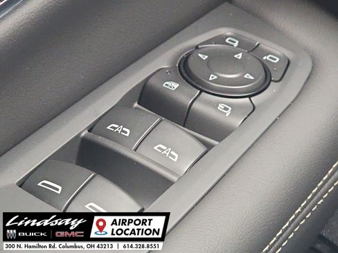 New 2026 GMC Yukon XL Elevation image 24