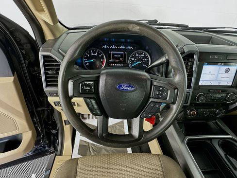 Used 2019 Ford F350 XLT w/ XLT Premium Package AWD/4WD image 11