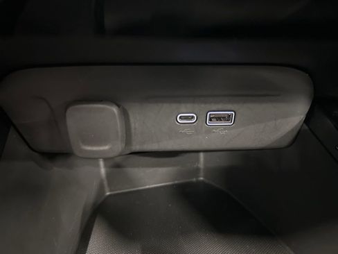 Used 2024 Chevrolet Trax LT w/ Driver Confidence Package FWD image 10