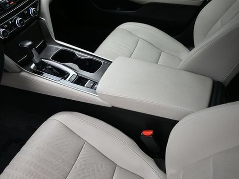 Certified 2020 Honda Accord EX-L image 18