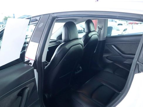 Used 2018 Tesla Model 3 Long Range AWD/4WD image 27