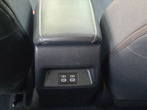 Used 2023 Toyota Corolla SE FWD image 16