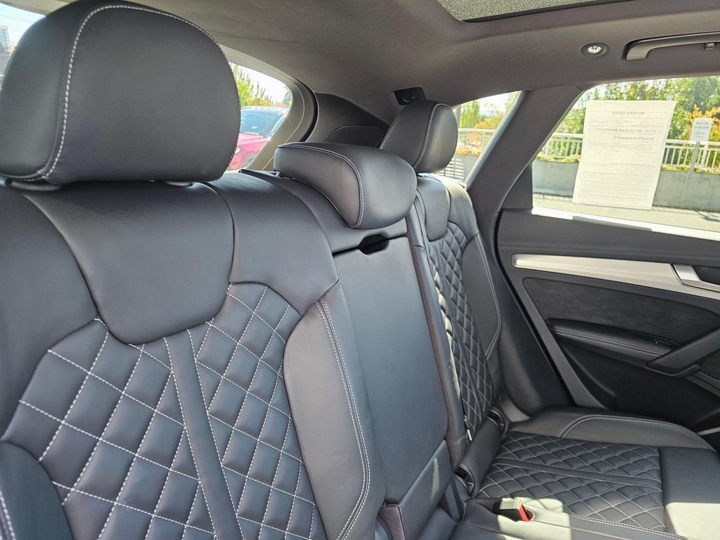 Used 2018 Audi SQ5 Premium Plus w/ Navigation Package AWD/4WD image 13