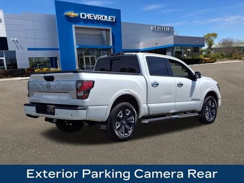 Used 2023 Nissan Titan Platinum Reserve w/ Moonroof Package AWD/4WD image 27