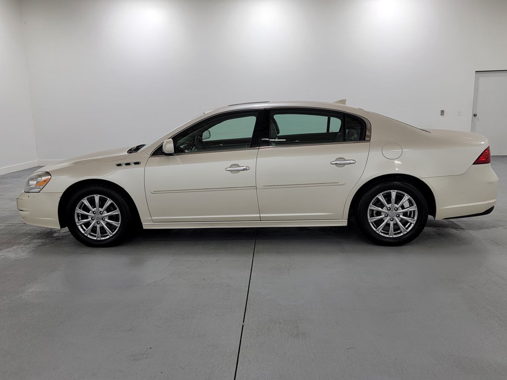 Used 2011 Buick Lucerne CXL FWD image 5