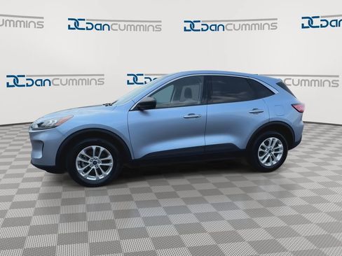 Used 2022 Ford Escape SE FWD image 5