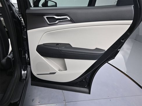 New 2026 Kia Sportage AWD Hybrid image 21